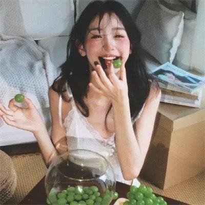 五个女生